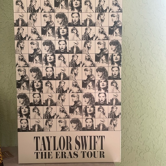 Miami Night 2 - Taylor Swift Eras Tour VIP Merch New - Picture 1 of 11
